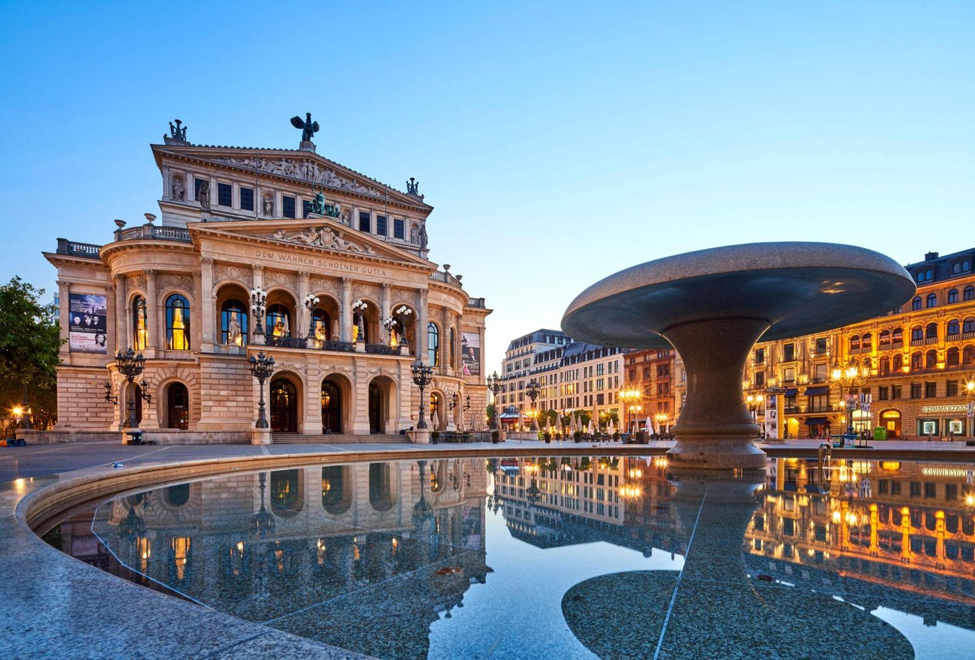 Holiday Inn Frankfurt - Alte Oper, An Ihg Hotel Франкфурт на Майн Екстериор снимка